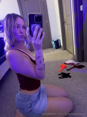 Gigixfullbody image