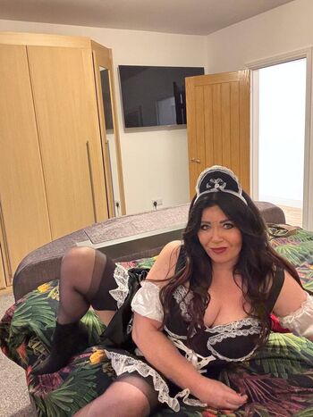 Gilf mandy hayes image