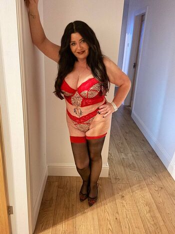 Gilf mandy hayes image