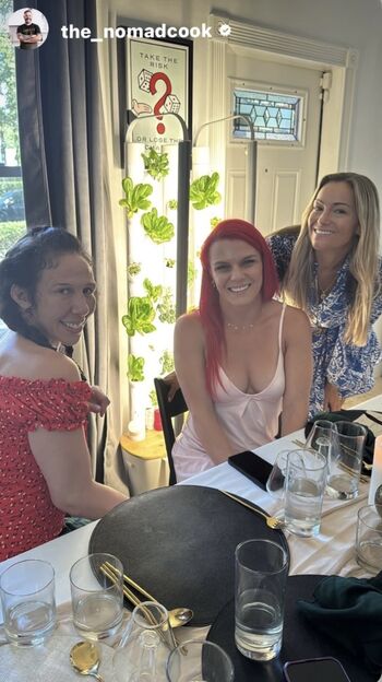 Gillian robertson image