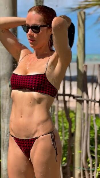 Giovanna ewbank image