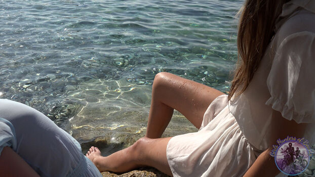 Girls huntersbeauty image