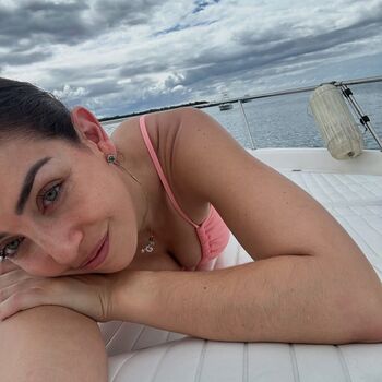 Giselle zarur image
