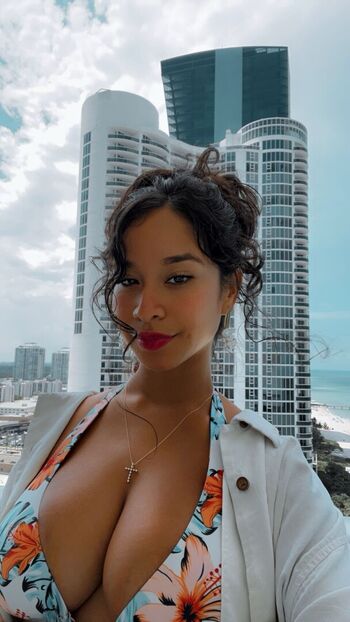 Gissel gomez image