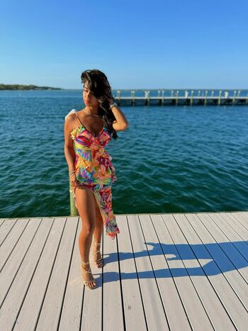 Gissel gomez image
