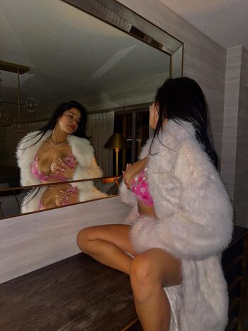 Gissel gomez image