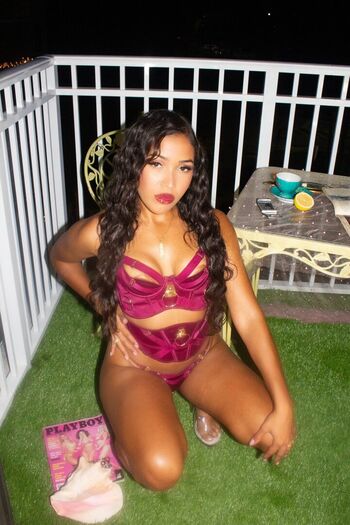 Gizellegenevieve image