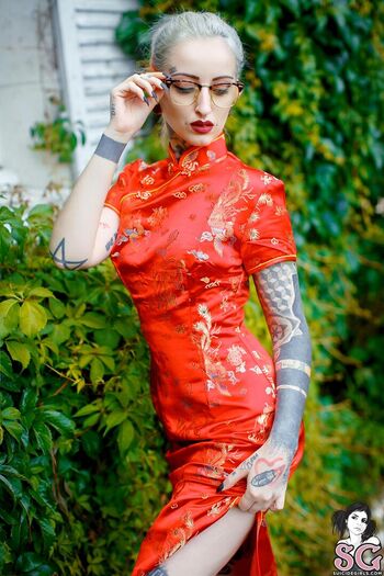 Gladycesuicide image