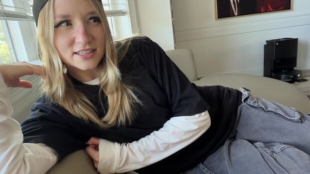 Glitterandanthrax image