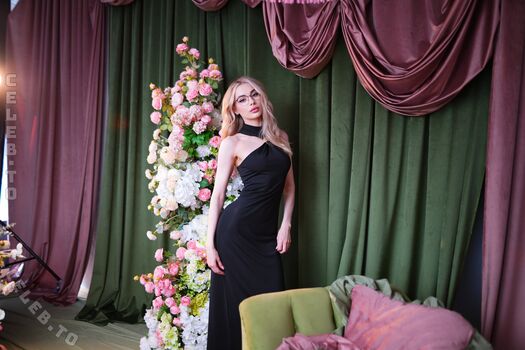 Gloria matvien image