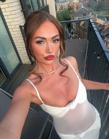 Goddessleoni image