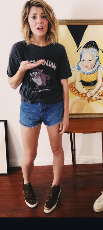 Grace helbig image