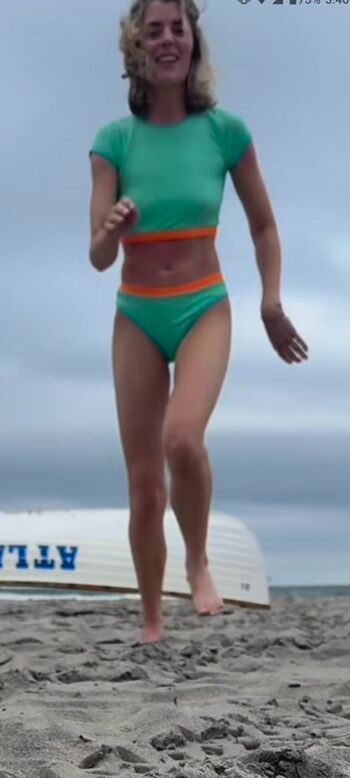 Grace helbig image