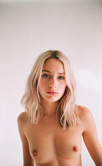 Grace kelly gardiner image