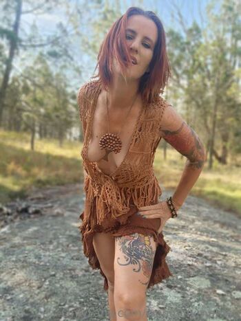 Grace woods image