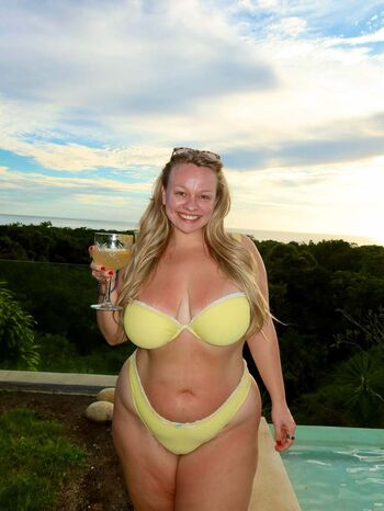 Gracie mcmillan image