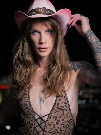 Gray perrier vip image