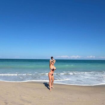 Gwenny2 0 page 5 image