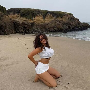 Gwenny2 0 page 4 image