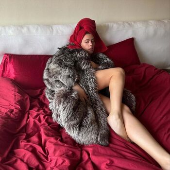 Gwenny2 0 page 3 image