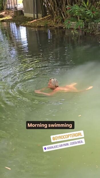 Gyrocopter girl image