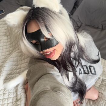 H3ll bunni image