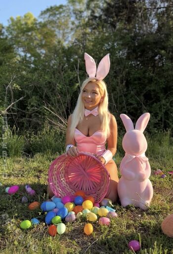 Hailee johnson image