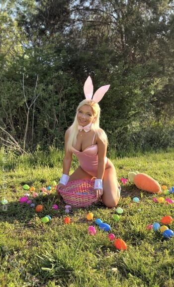 Hailee johnson image