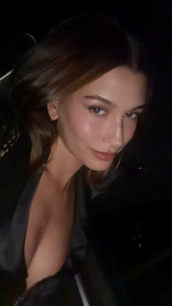 Hailey Baldwin Bieber