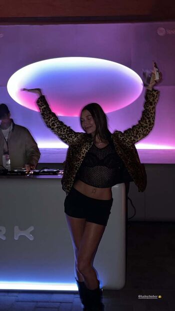 Hailey baldwin bieber image