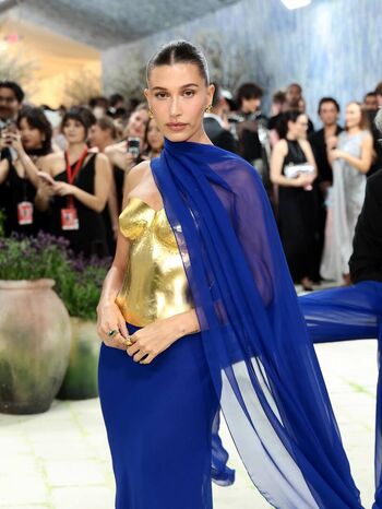 Hailey baldwin bieber page 3 image