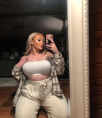 Hailey brown 1 image