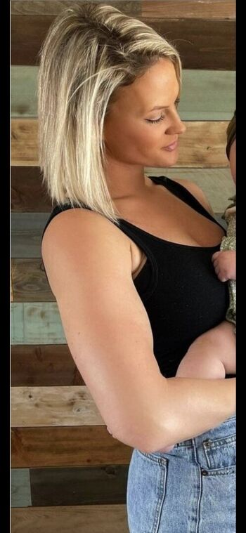 Hailey harris image