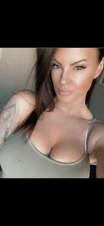 Hailey harris image