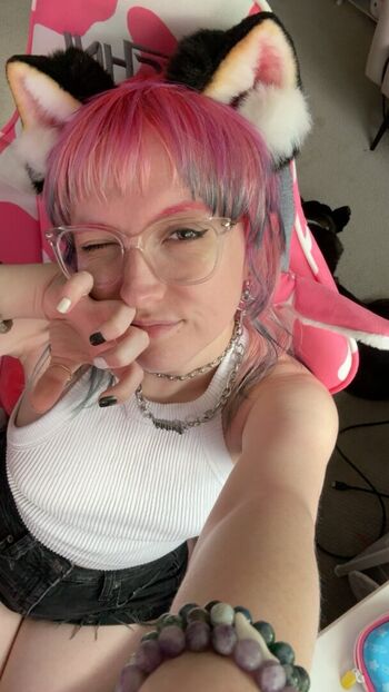Hailey j strader image