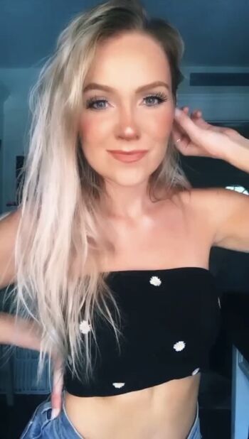 Hailey malles page 2 image