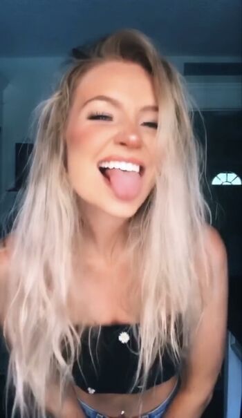 Hailey malles page 2 image