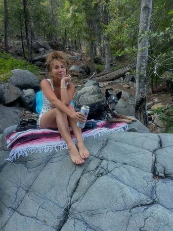 Haley reinhart image