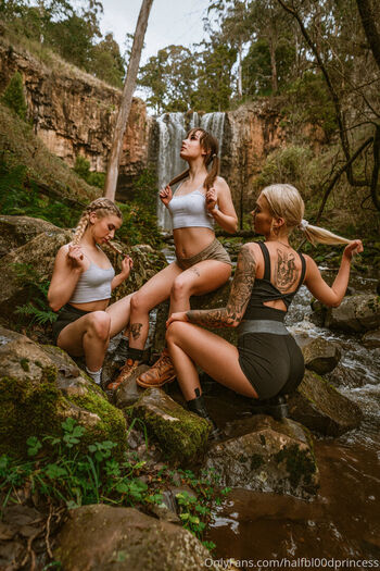 Halfbl00dprincess image