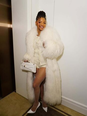 Halle bailey page 2 image