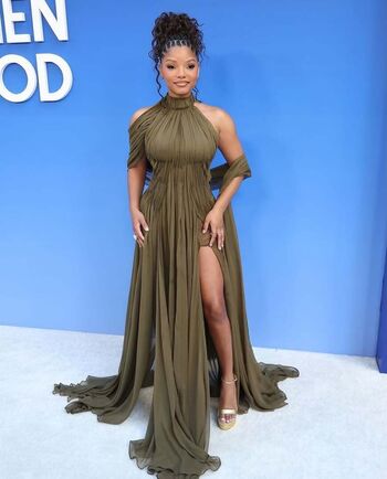 Halle bailey image