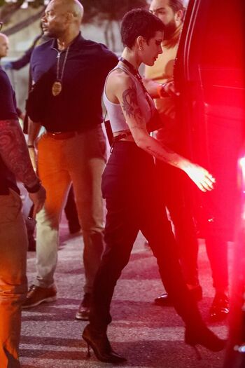 Halsey image