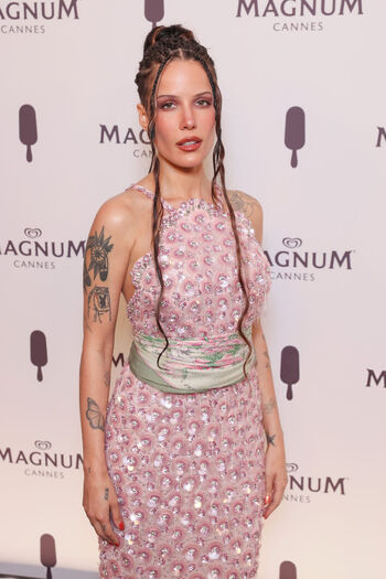 Halsey image