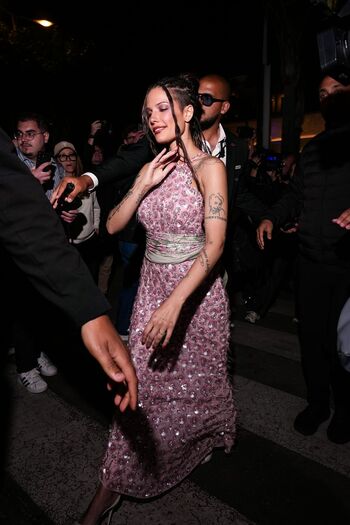 Halsey image