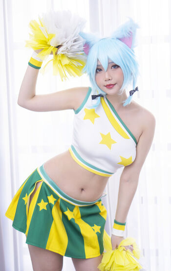 Hana bunny page 2 image