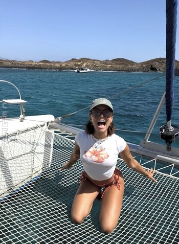Hannaahcarolina image