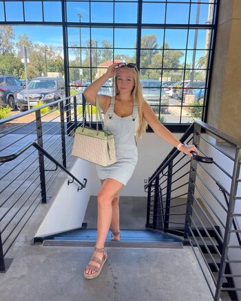 Hannah alyssa woods image