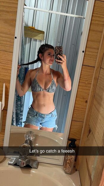 Hannah barron image