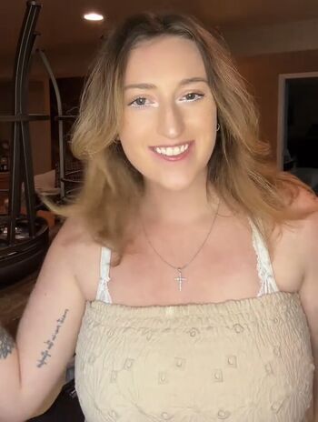 Hannah brown image