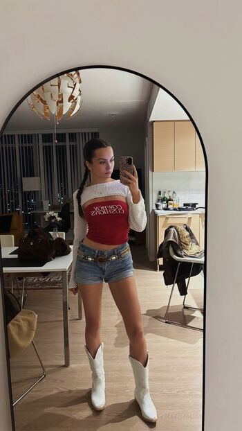 Hannah cheramy image